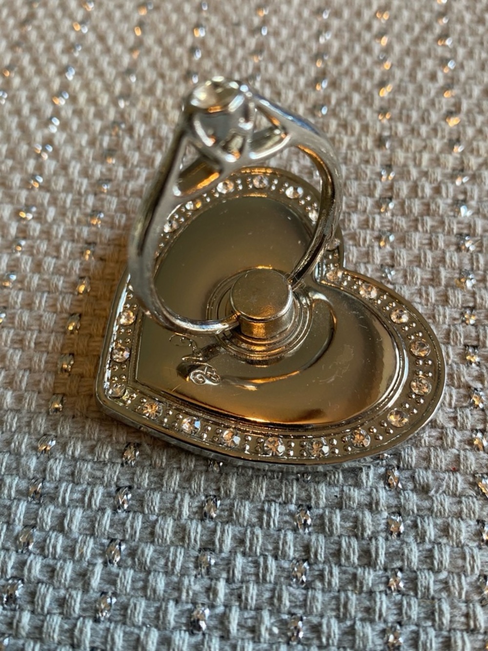 Heart-Shaped Crystal Phone Ring Holder - Silver